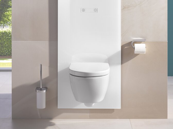 Height-adjustable WC module